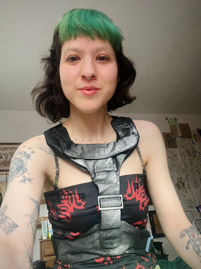 Black Harness with Silver Spraypaint