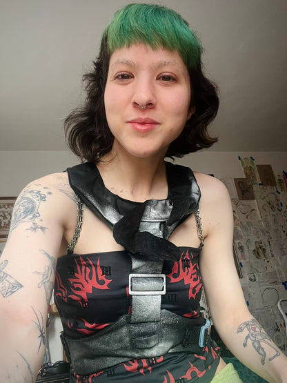 Black Harness with Silver Spraypaint