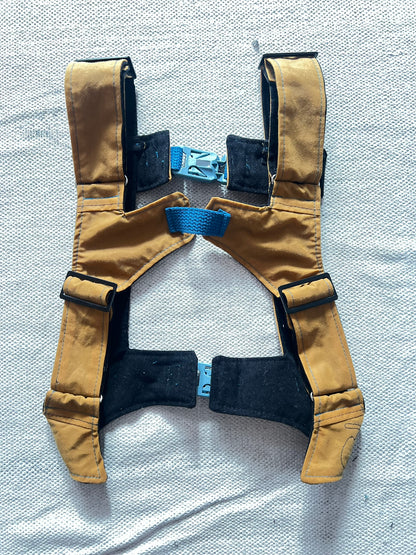 Turmeric Backpack Strap Harness with Blue Trim