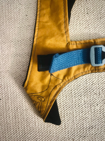 Turmeric Backpack Strap Harness with Blue Trim